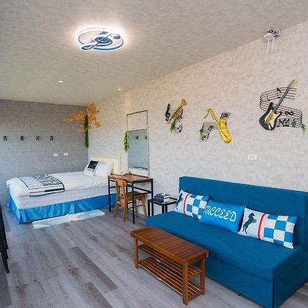 Ferienwohnung Rainbow Hill House彩虹山舍 Shigang Exterior foto