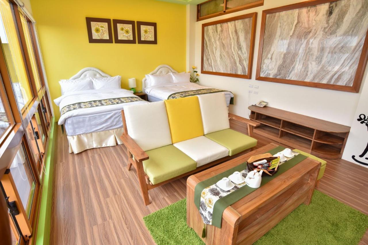 Ferienwohnung Rainbow Hill House彩虹山舍 Shigang Exterior foto
