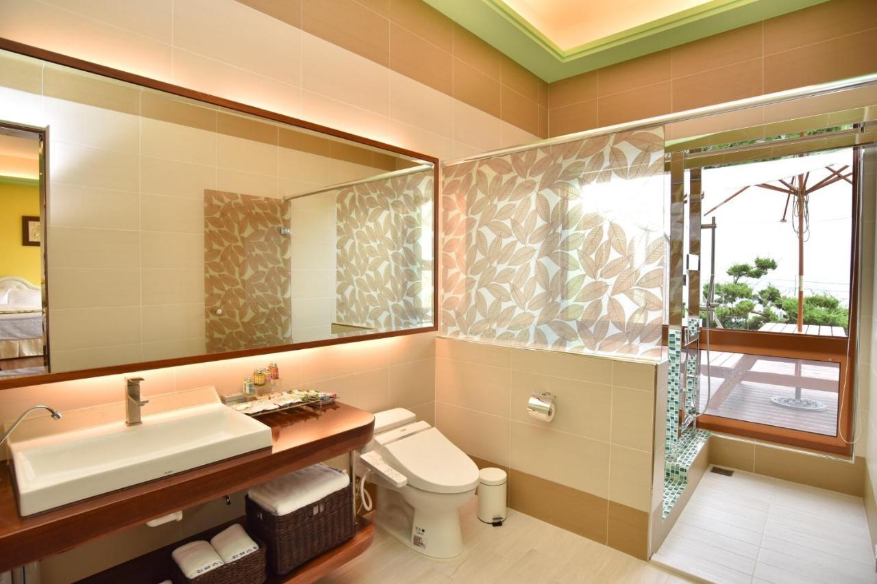 Ferienwohnung Rainbow Hill House彩虹山舍 Shigang Exterior foto
